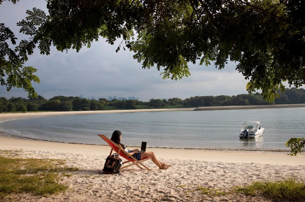 今注目の「早期リタイア」新たなライフスタイルを実現させるには?