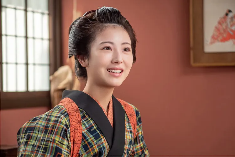 『らんまん』浜辺美波に絶賛の嵐！朝ドラ『まれ』に出てたって本当？